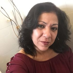 Meet your Posher, Evelyn